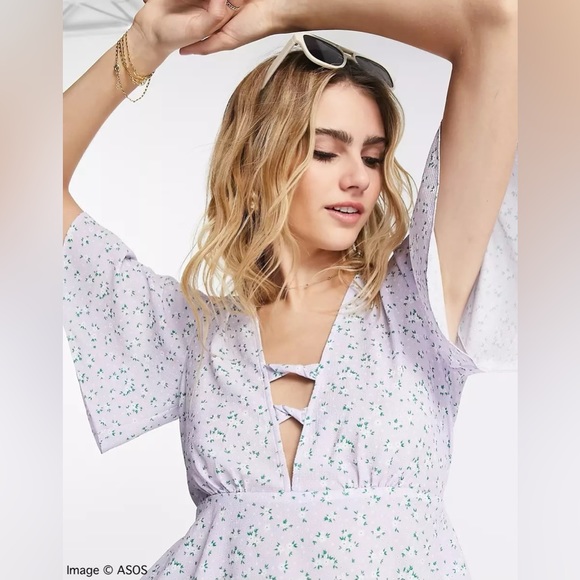 Bundle of 3️⃣‼️ Size 2 ASOS Tops Brand New - Picture 4 of 14